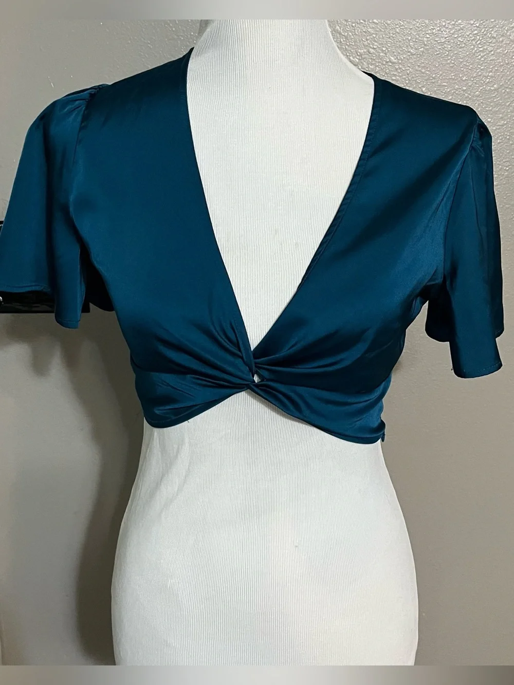 Forever 21 Teal Satin Crop Top